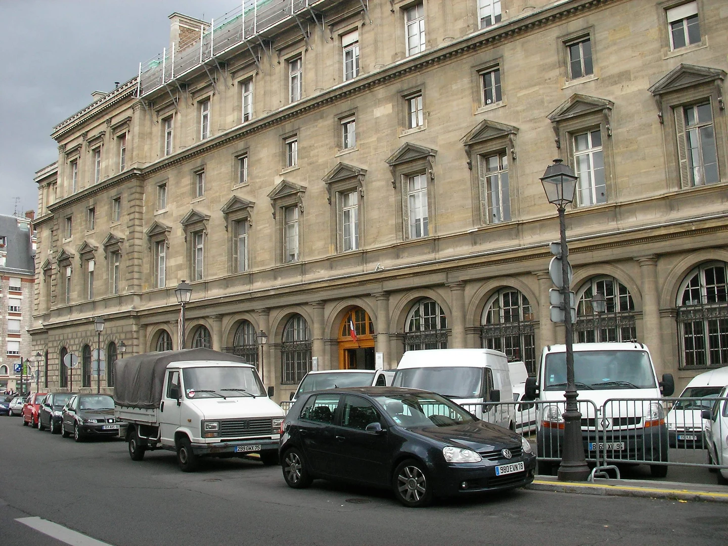 Façade du 36 quai des Orfèvres à Paris, ancien siège de la police judiciaire.